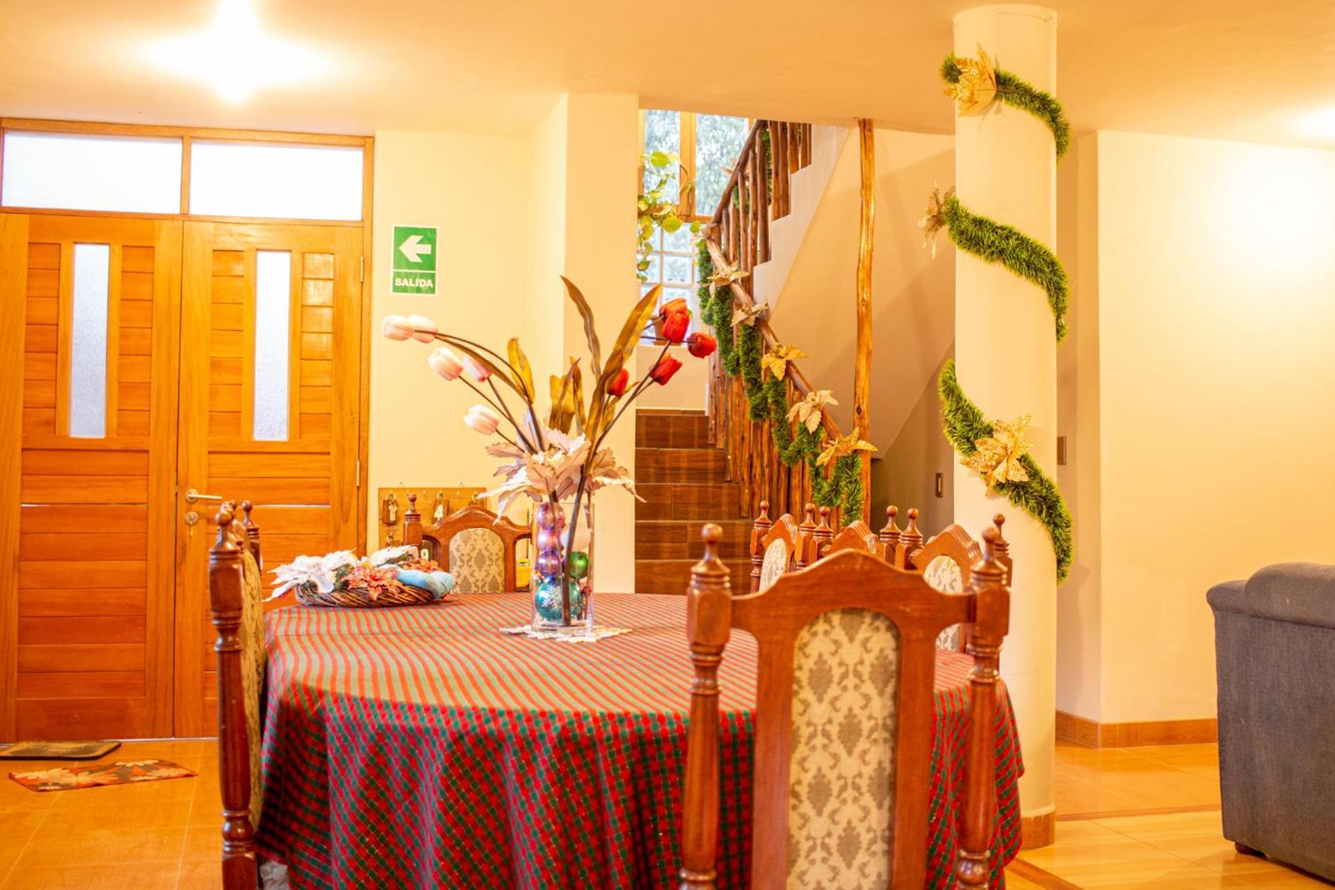 Allin Illary Eco Hospedaje Urubamba Bagian luar foto